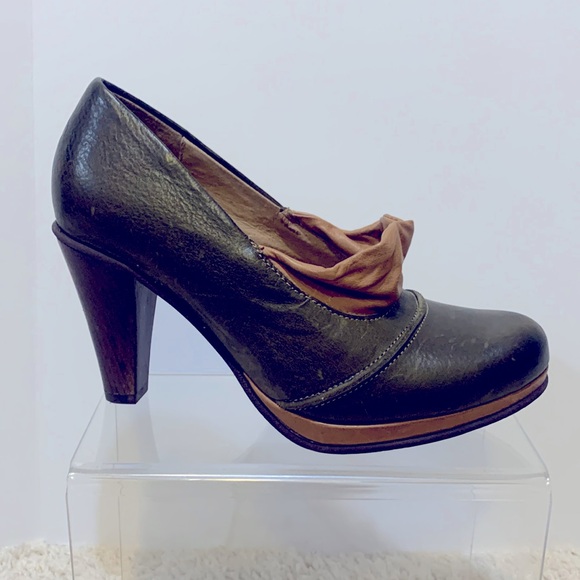 Army green tan pumps DKODE rare - Picture 2 of 16